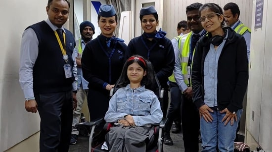 A Mumbai woman praised IndiGo Airlines for providing a seamless travel experience for her wheelchair-bound daughter. (LinkedIn/Monisha Hatkar)