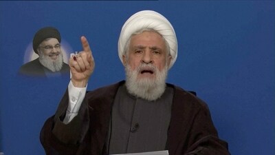 Israel has to withdraw because the 60 days are over, said Lebanon's Hezbollah leader Sheikh Naim Qassem. (Reuters/File)