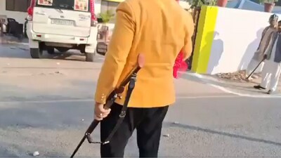 BJP leader and Ex-MLA Pranav Singh
who is a close associate of attacked the Khanpur’s MLA (Independent) Umesh Kumar’s office. (X) BJP leader and Ex-MLA Pranav Singh
who is a close associate of attacked the Khanpur’s MLA (Independent) Umesh Kumar’s office. (X)