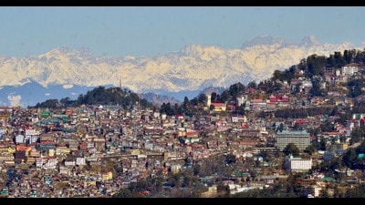Shimla: Snow-covered Himalayas mountain range, seen from Shimla, Friday, Feb. 9, 2024. (PTI Photo)(PTI02_09_2024_000167A)(PTI12_30_2024_000217A) (PTI) Shimla: Snow-covered Himalayas mountain range, seen from Shimla, Friday, Feb. 9, 2024. (PTI Photo)(PTI02_09_2024_000167A)(PTI12_30_2024_000217A) (PTI)