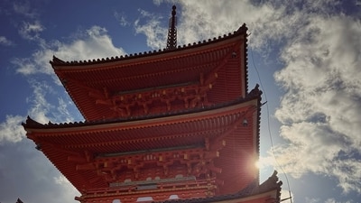 Kiyomizu-dera Temple is a UNESCO World Heritage site and one of the most iconic and sacred temples in Japan. Located in Kyoto, it's a must-visit destination for anyone interested in Japanese culture, history, and spirituality. 