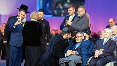 Holocaust survivor Marian Turski sat in the front row and interacted with people during the event that marks the 1945 liberation of those who were trapped in the Auschwitz concentration camp&nbsp; (Agencja Wyborcza.pl/Grzegorz Celejewski/via REUTERS )