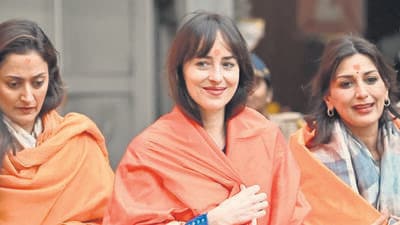 Hollywood actor Dakota Johnson visited the Siddhivinayak temple with actor Sonali Bandre