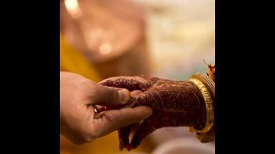 It was observed that in the present matter, except for the routine ground for mutual incompatibility, no exceptional circumstance was shown to exist to allow parties to file for divorce within one year of marriage. (For representation) It was observed that in the present matter, except for the routine ground for mutual incompatibility, no exceptional circumstance was shown to exist to allow parties to file for divorce within one year of marriage. (For representation)