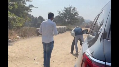 When Raundal arrived at the spot, Chandere allegedly verbally abused, slapped and physically attacked him, causing head injuries. (VIDEO GRAB) When Raundal arrived at the spot, Chandere allegedly verbally abused, slapped and physically attacked him, causing head injuries. (VIDEO GRAB)