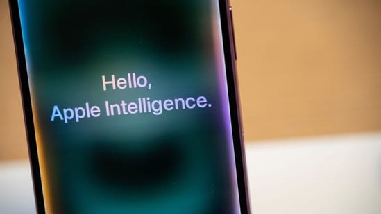 Check out all the new features coming with iOS 18.3 update. (Bloomberg)