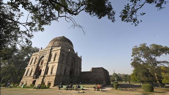Clear skies at Lodhi Garden. (Sanjeev Verma/HT Photo)