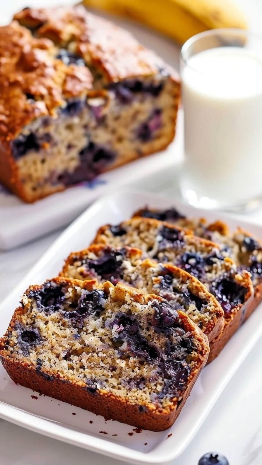 Blueberry_Banana_Bread_827