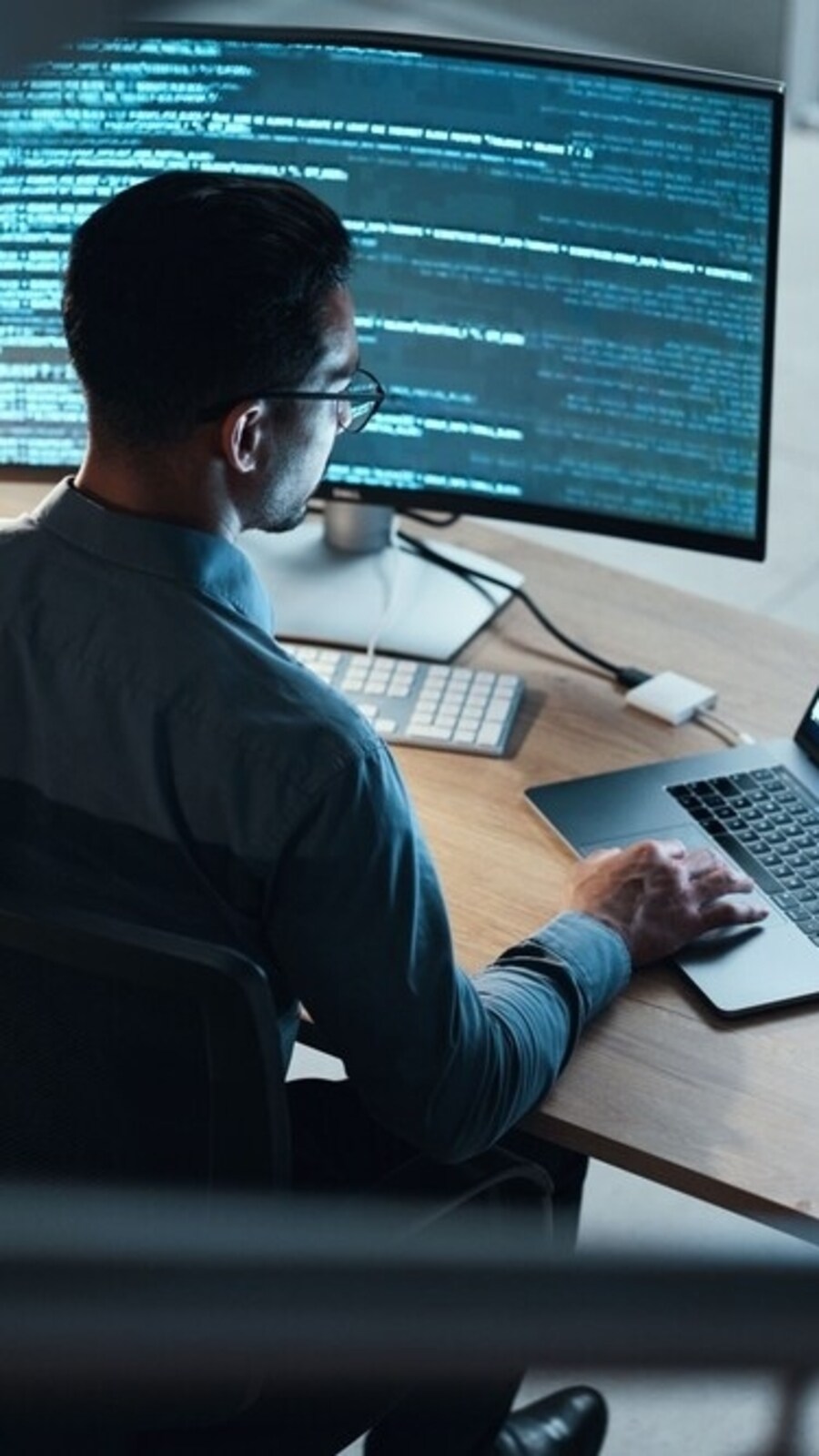 Software Developer Minimal Career paths for introverts: Find the perfect job for your personality ...