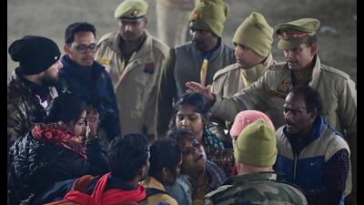 Eyewitnesses recounted scenes of panic and disorder. “People fell, tried to stand up, lost from loved ones in the melee,” said an onlooker. (HT Photo/Deepak Gupta) Eyewitnesses recounted scenes of panic and disorder. “People fell, tried to stand up, lost from loved ones in the melee,” said an onlooker. (HT Photo/Deepak Gupta)