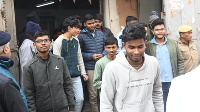 Aspirants coming out after appearing in JEE Mains exam 2025 at an examination centre at Patliputra in Patna. (Santosh Kumar) Aspirants coming out after appearing in JEE Mains exam 2025 at an examination centre at Patliputra in Patna. (Santosh Kumar)