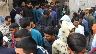 The second shift of the JEE Main 2025 on day 5 will begin at 3 PM (Santosh Kumar) The second shift of the JEE Main 2025 on day 5 will begin at 3 PM (Santosh Kumar)