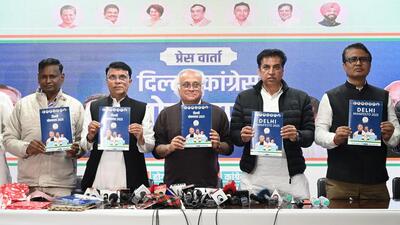 Unveiling the manifesto alongside Delhi Congress leaders, senior party leader Jairam Ramesh highlighted key promises. (Sanchit Khanna/HT Photo) Unveiling the manifesto alongside Delhi Congress leaders, senior party leader Jairam Ramesh highlighted key promises. (Sanchit Khanna/HT Photo)
