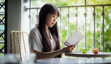 Hobbies like reading can be integrated into professional development, turning leisure time into an opportunity for growth. (Freepik) Hobbies like reading can be integrated into professional development, turning leisure time into an opportunity for growth. (Freepik)