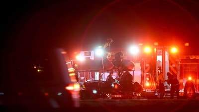 Emergency crews respond to the crash site near the Potomac River after a passenger jet collided with a helicopter while landing at Ronald Reagan National Airport (DCA) in Arlington, Virginia, US, on Wednesday, Jan. 29, 2025. (Bloomberg) Emergency crews respond to the crash site near the Potomac River after a passenger jet collided with a helicopter while landing at Ronald Reagan National Airport (DCA) in Arlington, Virginia, US, on Wednesday, Jan. 29, 2025. (Bloomberg)
