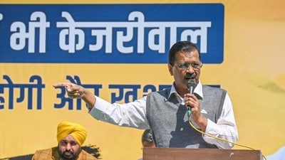 The AAP said it was part of the BJP's "dirty politics" to disparage it and its government in Punjab, a day after Delhi Police confiscated cash and alcohol from a car bearing a "Punjab government" bumper. (Hindustan Times) The AAP said it was part of the BJP's "dirty politics" to disparage it and its government in Punjab, a day after Delhi Police confiscated cash and alcohol from a car bearing a "Punjab government" bumper. (Hindustan Times)