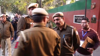 Police personnel outside Punjab chief minister Bhagwant Mann's Kapurthala House residence in New Delhi on Thursday. (PTI) Police personnel outside Punjab chief minister Bhagwant Mann's Kapurthala House residence in New Delhi on Thursday. (PTI)