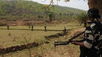 Security forces in a Maoist infested area in eastern India. (HT File Photo) Security forces in a Maoist infested area in eastern India. (HT File Photo)