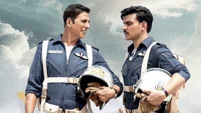 Sky Force box office collection day 7: Akshay Kumar and Veer Pahariya play IAF officers in the film. Sky Force box office collection day 7: Akshay Kumar and Veer Pahariya play IAF officers in the film.