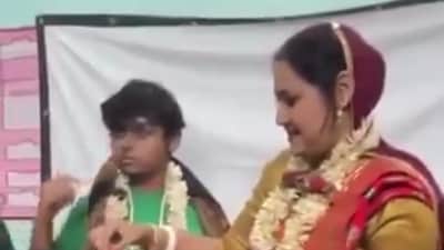 A teacher went viral for a staged "wedding" in her classroom with a student (WebduniaEnglish/X) A teacher went viral for a staged "wedding" in her classroom with a student (WebduniaEnglish/X)
