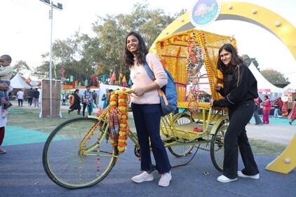 Many visitors are stopping by this decked-up rickshaw to collect some 'gram worthy shots! (Photo: Manoj Verma/HT)