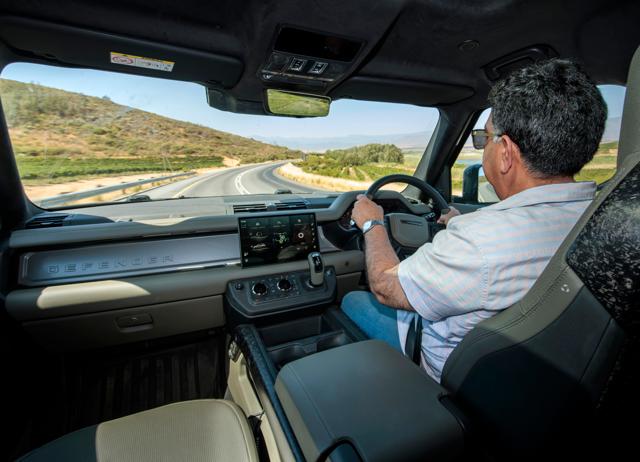 In its Dynamic mode, the vehicle is ready for rough and heavy off-road trips. In its Dynamic mode, the vehicle is ready for rough and heavy off-road trips.