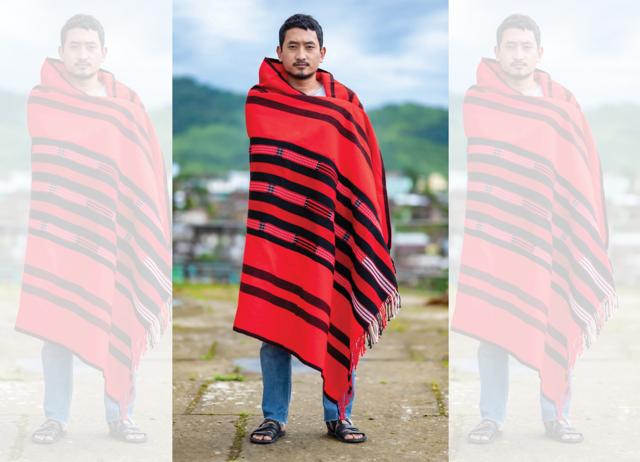 Handloom mekhala weaves can be used as a wrap or shawl, draped like a sari, or worn as a dupatta. Handloom mekhala weaves can be used as a wrap or shawl, draped like a sari, or worn as a dupatta.