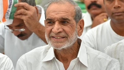 Former Congress MP Sajjan Kumar (HT File) (HT_PRINT) Former Congress MP Sajjan Kumar (HT File) (HT_PRINT)