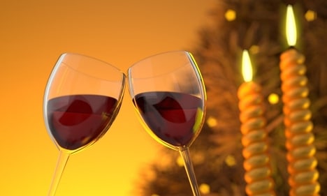 Is alcohol the hidden trigger behind Alzheimer’s disease? (Image by Pixabay) Is alcohol the hidden trigger behind Alzheimer’s disease? (Image by Pixabay)