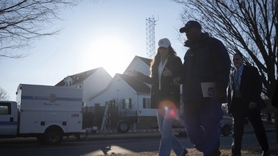 Secretary of Homeland Security Kristi Noem speaks to Cap Patrick Burkett, Commander, Coast Guard Sector Maryland - National Capital region, about ongoing operations and response efforts. (AP) Secretary of Homeland Security Kristi Noem speaks to Cap Patrick Burkett, Commander, Coast Guard Sector Maryland - National Capital region, about ongoing operations and response efforts. (AP)