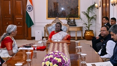 Finance Minister Nirmala Sitharaman meets President Droupadi Murmu ahead of the Union Budget 2025, at Rashtrapati Bhavan in New Delhi. (ANI) Finance Minister Nirmala Sitharaman meets President Droupadi Murmu ahead of the Union Budget 2025, at Rashtrapati Bhavan in New Delhi. (ANI)