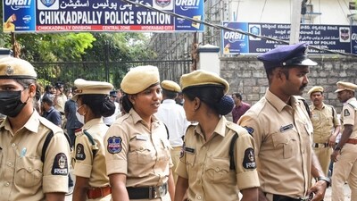 Two young ladies who were despondent following their mother's death spent more than a week at their home with her body. (PTI)