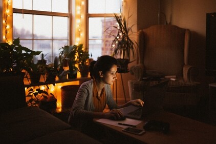 To avoid digital eye strain manage your screen time. (Photo by Mohammad Shahhosseini on Unsplash) To avoid digital eye strain manage your screen time. (Photo by Mohammad Shahhosseini on Unsplash)