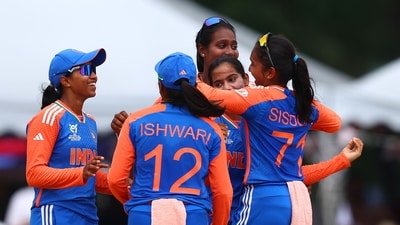 India vs South Africa U19 Women's T20 World Cup Final LIVE ...