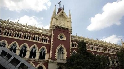 Justice Joy Sengupta instructed that a Joint Commissioner-level officer monitor the situation to maintain law and order at Jogesh Chandra Law College in Kolkata during Saraswati Puja celebrations. Justice Joy Sengupta instructed that a Joint Commissioner-level officer monitor the situation to maintain law and order at Jogesh Chandra Law College in Kolkata during Saraswati Puja celebrations.