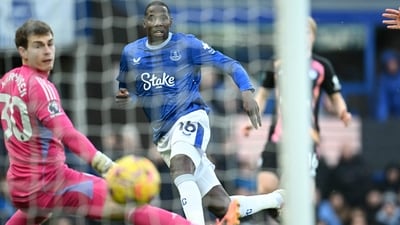 Everton's midfielder Abdoulaye Doucoure (C) scores the opening goal against Leicester City. (AFP) Everton's midfielder Abdoulaye Doucoure (C) scores the opening goal against Leicester City. (AFP)