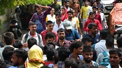 UP Police constable PET admit card will be releasing on February 3, 2025 at uppbpb.gov.in. Check the steps to download. (Photo by Mushtaq Ali/File/Hindustan Times) UP Police constable PET admit card will be releasing on February 3, 2025 at uppbpb.gov.in. Check the steps to download. (Photo by Mushtaq Ali/File/Hindustan Times)