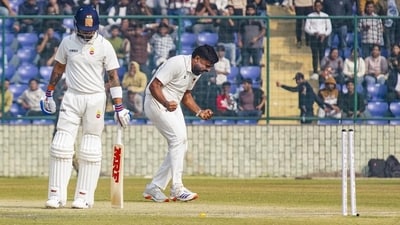 Railways' Himanshu Sangwan celebrates the wicket of Delhi's Virat Kohli at the Arun Jaitley Stadium on Friday. (HT_PRINT) Railways' Himanshu Sangwan celebrates the wicket of Delhi's Virat Kohli at the Arun Jaitley Stadium on Friday. (HT_PRINT)