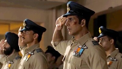 Sky Force box office collection day 10: Veer Pahariya and Akshay Kumar play IAF officers in the film. Sky Force box office collection day 10: Veer Pahariya and Akshay Kumar play IAF officers in the film.
