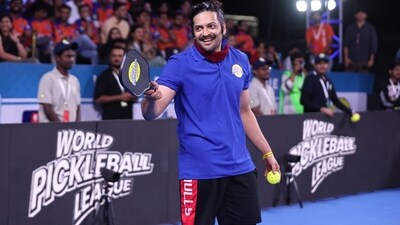 They played a special match for the World Pickleball League, with Ali partnering with Dilli Dillwale’s Lauren Mercado and Aamir with Chennai Super Champs’ Thaddea Lock. They played a special match for the World Pickleball League, with Ali partnering with Dilli Dillwale’s Lauren Mercado and Aamir with Chennai Super Champs’ Thaddea Lock.