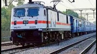 5,200 km of railway tracks have been laid in UP over the past decade: Railway minister (Sourced)