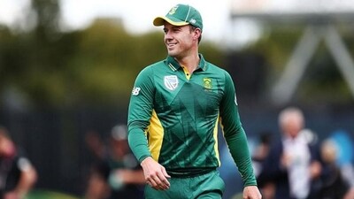 The World Championship of Legends (WCL) T20 League has returned with an even bigger and more exciting second season. The World Championship of Legends (WCL) T20 League has returned with an even bigger and more exciting second season.