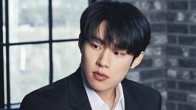 Kim Sung-cheol has starred in many projects, including Hellbound. Kim Sung-cheol has starred in many projects, including Hellbound.