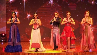 Femina Miss India Winners (LtoR) - Femina Miss India World 2024 Nikita Porwal, Femina Miss India 2024 - 2nd Runner-up Aayushi Dholakia, Femina Miss India World 2023 Nandini Gupta and Femina Miss India Arunachal Pradesh Tadu Lunia with Neha Dhupia (centre) Femina Miss India Winners (LtoR) - Femina Miss India World 2024 Nikita Porwal, Femina Miss India 2024 - 2nd Runner-up Aayushi Dholakia, Femina Miss India World 2023 Nandini Gupta and Femina Miss India Arunachal Pradesh Tadu Lunia with Neha Dhupia (centre)