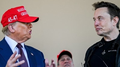 FILE PHOTO: Elon Musk speaks with Donald Trump at a viewing of the launch of the sixth test flight of the SpaceX Starship rocket in Brownsville, Texas. (REUTERS)
