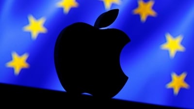 A 3D printed Apple logo is seen in front of a displayed European Union flag in this illustration taken September 2, 2016. (Dado Ruvic/Reuters)