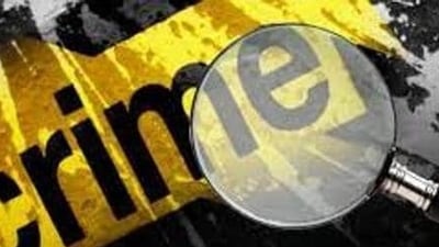 In a road rage incident in Navi Mumbai, two unidentified two-wheeler riders assaulted and murdered a 45-year-old man. (Hindustan Times/representative) In a road rage incident in Navi Mumbai, two unidentified two-wheeler riders assaulted and murdered a 45-year-old man. (Hindustan Times/representative)