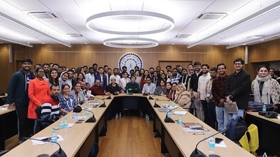 Valedictory session of the 2nd Transformative Leadership in STEMM Workshop. (Photo credit: IIT Delhi) Valedictory session of the 2nd Transformative Leadership in STEMM Workshop. (Photo credit: IIT Delhi)