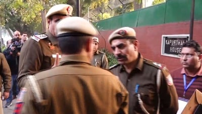 On X, the South East Delhi Deputy Commissioner of Police's official handle said that Manish Bidhuri has been charged with violating the Model Code of Conduct. (Hindustan Times/representative) On X, the South East Delhi Deputy Commissioner of Police's official handle said that Manish Bidhuri has been charged with violating the Model Code of Conduct. (Hindustan Times/representative)