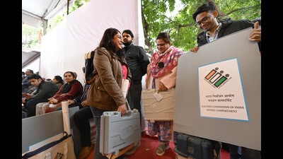 The voting for 70-seat assembly seats in the national capital will take place on February 5, 2025 and the results for the same will be declared on February 8, 2025. (Arvind Yadav/HT) The voting for 70-seat assembly seats in the national capital will take place on February 5, 2025 and the results for the same will be declared on February 8, 2025. (Arvind Yadav/HT)